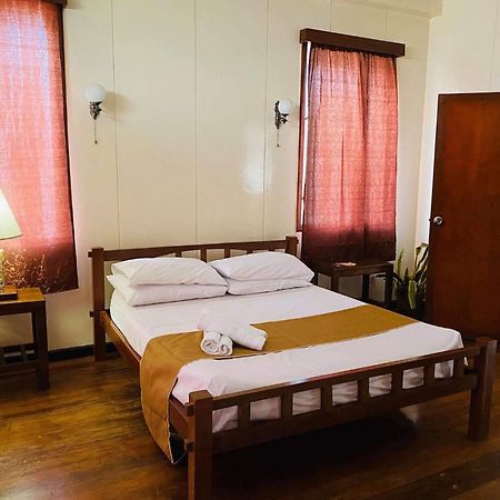 Casa Don Julian Guesthouse Bais Экстерьер фото